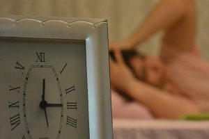 Alarmı erteleme alışkanlığı beyni uyanmaktan daha çok yoruyor