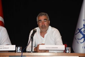 Samet Aybaba: İzlandalılara çiçek verelim