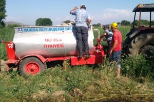 Bursa'da yangını gönüllü itfaiyeciler söndürdü