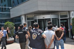Bursa'da operasyonla yakalandı! ''Allah'ın adaleti şaşmaz'' diye bağırdı