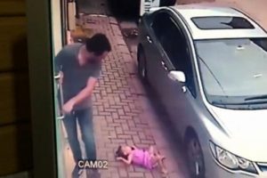 Üçüncü kattan beton zemine düşen çocuğun ailesi o anları anlattı