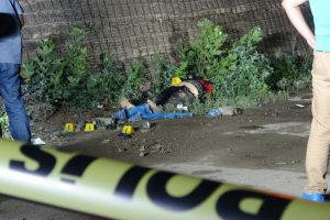Bursa'da silah sesleri ihbarına gelen ekipler, kadın cesediyle karşılaştı