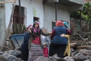Araklı'daki felaketin boyutu gün ağarınca ortaya çıktı
