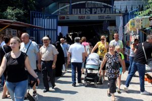 Bulgaristan ve Yunanistan, Edirne'de alışveriş yoğunluğu oluşturdu