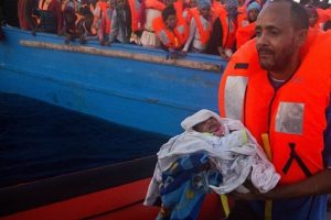 İtalya'ya göçmen akını hız kesmiyor