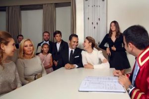 Demet Şener ve Cenk Küpeli evlendi