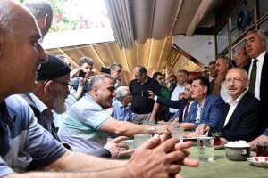 ''Dünya diyecek ki, Türkiye'de halk yetkisi elinden alınan kişiye yetkiyi tekrar teslim etti''