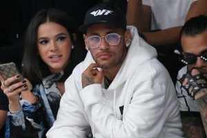 Yılın transfer bombası Neymar'dan