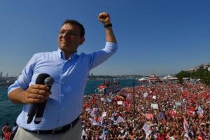 Ekrem İmamoğlu son 35 yılın en iyi sonucunu aldı