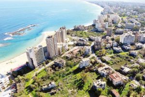 Kapalı Maraş'a Güney Egeli turizmcilerden yoğun ilgi
