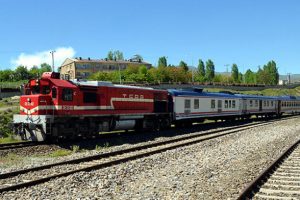 Tahran-Van yolcu treni seferleri başladı
