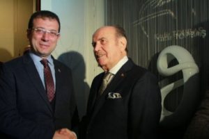Kadir Topbaş, Ekrem İmamoğlu'nu tebrik etti