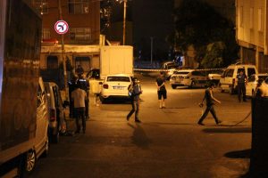 Sokak ortasında silahlı çatışma: 4 ağır yaralı