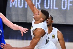 Real Madrid, Walter Tavares'in sözleşmesini 2024 yılına zattı