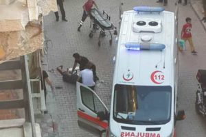 Berber, tartıştığı Afgan'ı tüfekle yaraladı