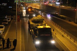 Şanlıurfa'dan sınıra askeri sevkiyat