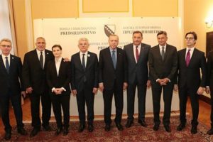 Cumhurbaşkanı Erdoğan, Bosna Hersek'te heyet başkanları onuruna verilen yemeğe katıldı