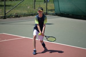 16 Yaş Tenis Yaz Kupası Bursa'da başladı