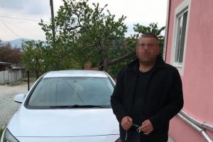 Amca-yeğeni öldüren şüpheli teslim oldu