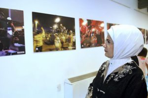 Emine Erdoğan'dan Saraybosna'da Yunus Emre Kültür Merkezi'ni ziyaret