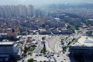 Bursa Kent Meydanı'nda trafiğe raylı sistem ayarı