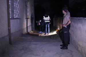 Boşanma aşamasındaki eşini vuran koca yakalandı