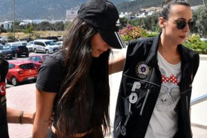 Sosyal medya fenomeni gözaltına alındı