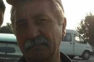 Yeğeninin attığı yumruk sonu oldu!
