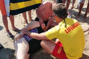 76 yaşındaki kadın plajda boğuldu