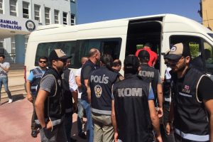 Göçmen kaçakçılığı operasyonuna 41 tutuklama