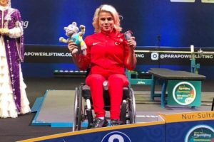 Milli sporcudan büyük başarı