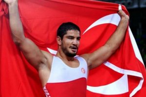 Taha Akgül'den altın madalya