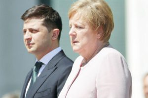 Merkel'in sağlığı 'özel mesele'