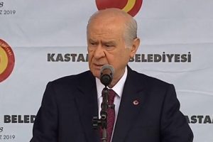 Bahçeli: Eski sisteme dönelim diyenlerin FETÖ ile irtibatı vardır