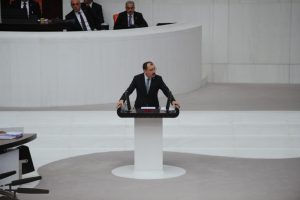 ''Türk milleti ve bu kutlu Meclis bütün dünyaya demokrasi dersi vermiştir''