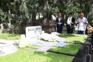 Faruk Ilgaz vefatının 5. yıl dönümünde kabri başında anıldı