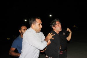 Hatay'da izinsiz konsere polis müdahalesi