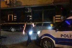 Manisa'da iş yerine ateş açıldı!