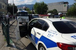 Bursa'da kapısı açık yolculuk yapan toplu ulaşım araçlarına ceza yağdı