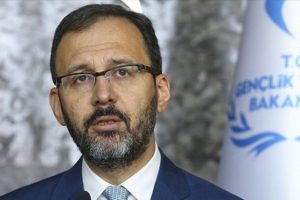 Bakan Kasapoğlu dünya şampiyonu olan Çitak'ı tebrik etti