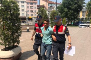 Bursa'da okul inşaatından 300 bin TL'lik demir çalan kişi tutuklandı