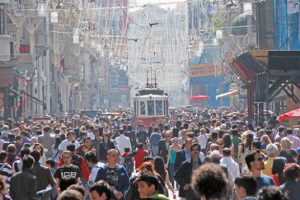 Beyaz yaka ve emekliler büyükşehirlerden göç ediyor