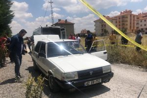 27 yaşındaki genç otomobili içinde ölü bulundu