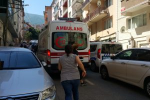 Bursa'da çılgın aşık dehşet saçtı