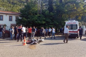 Bursa'da otomobil ile motosiklet çarpıştı: 2 yaralı