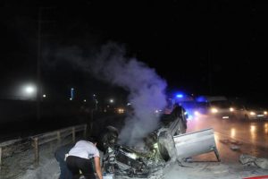 Ehliyetsiz ve alkollü sürücü kullandığı araçla kaza yaptı