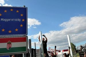 Macaristan'da ölüm tehlikesi yaşayan sığınmacılar kurtarıldı