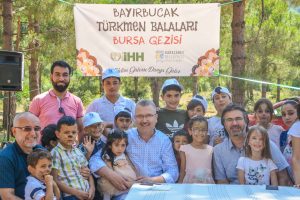 Yetim Türkmen çocukları Bursa Karacabey'i keşfetti