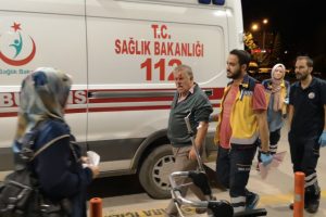 Bursa'da dolap yüzünden tartıştığı ağabeyini süpürge sapıyla yaraladı