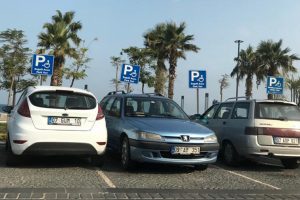 Dünyaca ünlü plajda çirkin görüntü